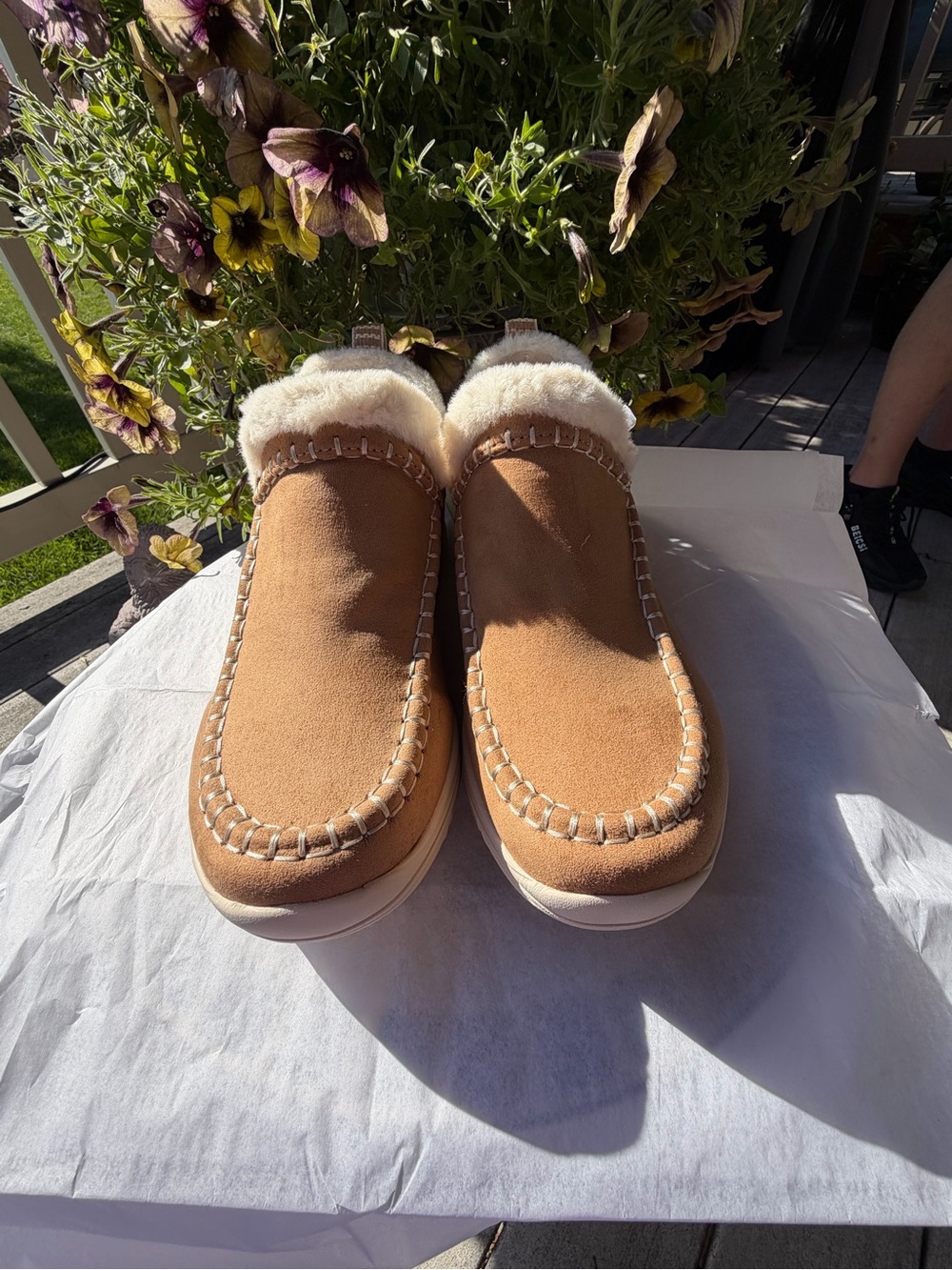 Ryka Women's Slip-On Moccasin Loafers Honey Nrosn Cream Fur Collar NIB